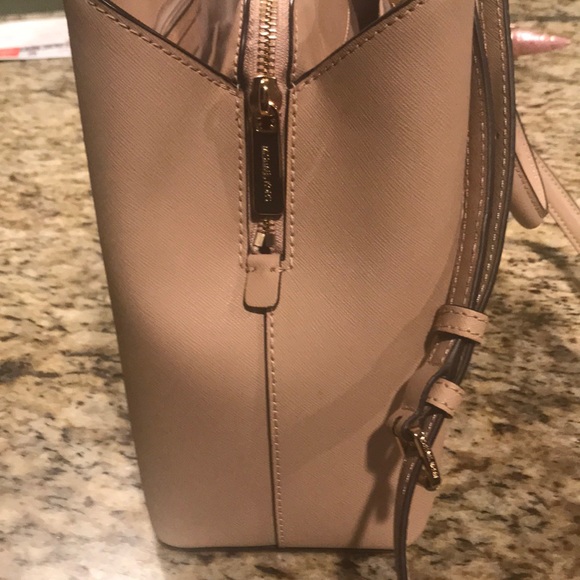 Michael Kors large savannah satchel - Picture 3 of 3